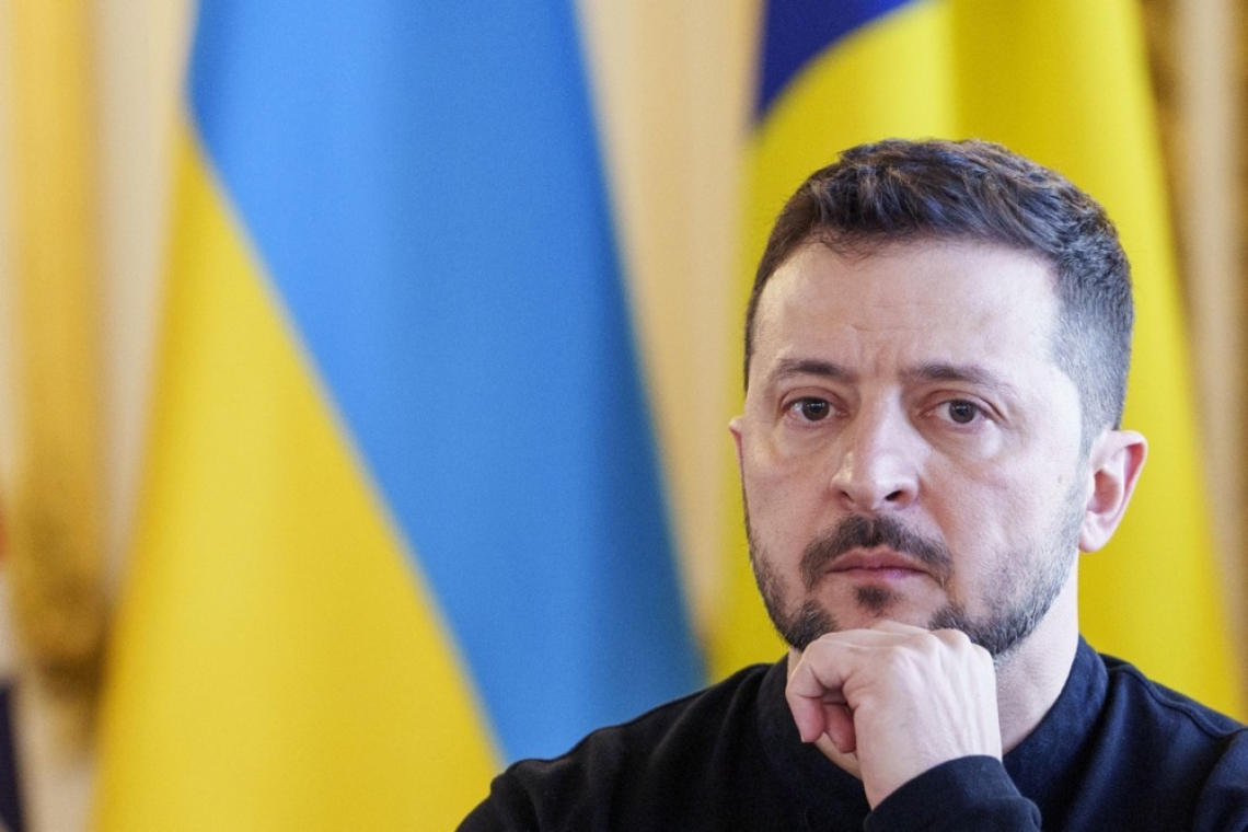 Zelenski: Kdor želi pogajanja, ne napada z balističnimi raketami
